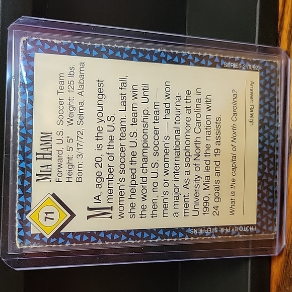 1992 Sports Illustrated for Kids Mia Hamm Rookie Card #71 - Picture 2 of 4